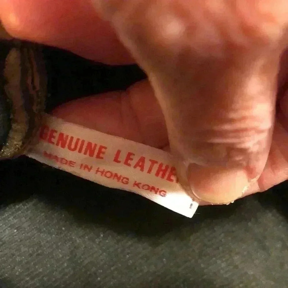 1970s vintage brown leather patchwork clutch.  Made in Hong Kong. - Picture 10 of 11